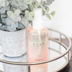 Maskara Stay setting spray unused